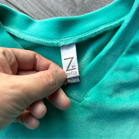 Zella Turquoise  V Neck Velvet Pullover Sweater - Picture 7 of 16